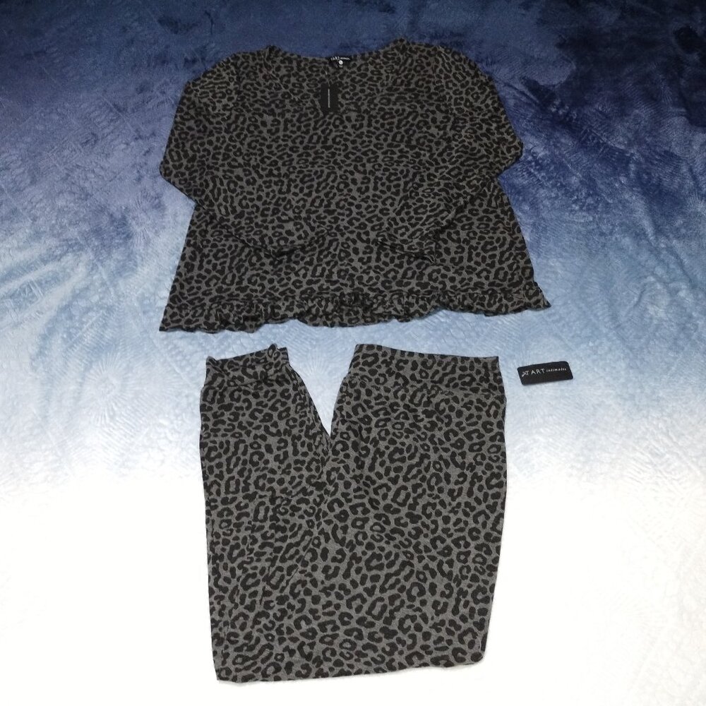 Women's Tart Intimates Leopard Gray & Black Two Piece Pajama Set-Size XL $77.00